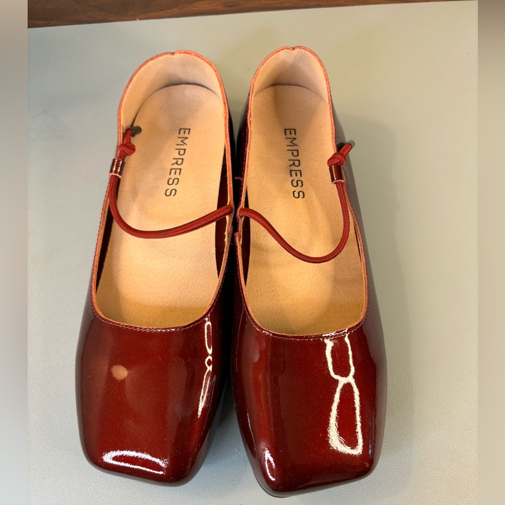 Empress square for patent leather ballet flats womans size 6.5